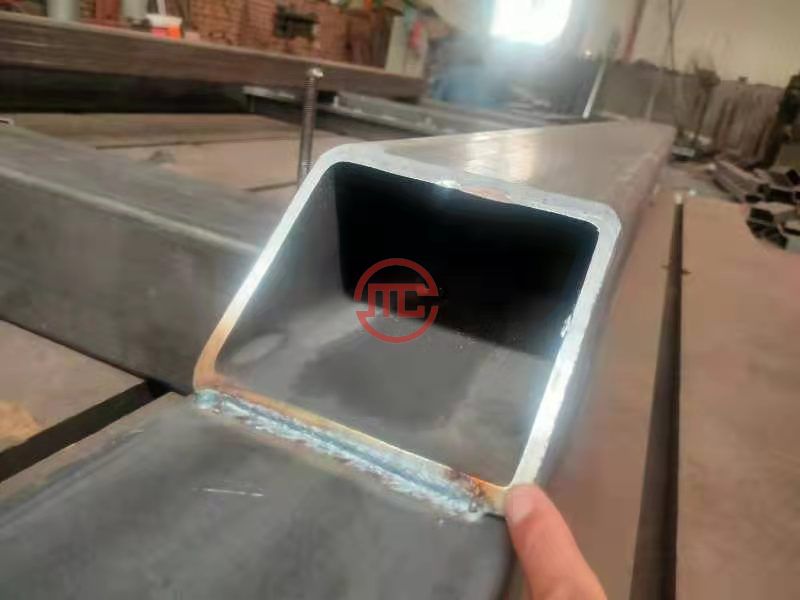 CNC Cutting Table (3).jpg